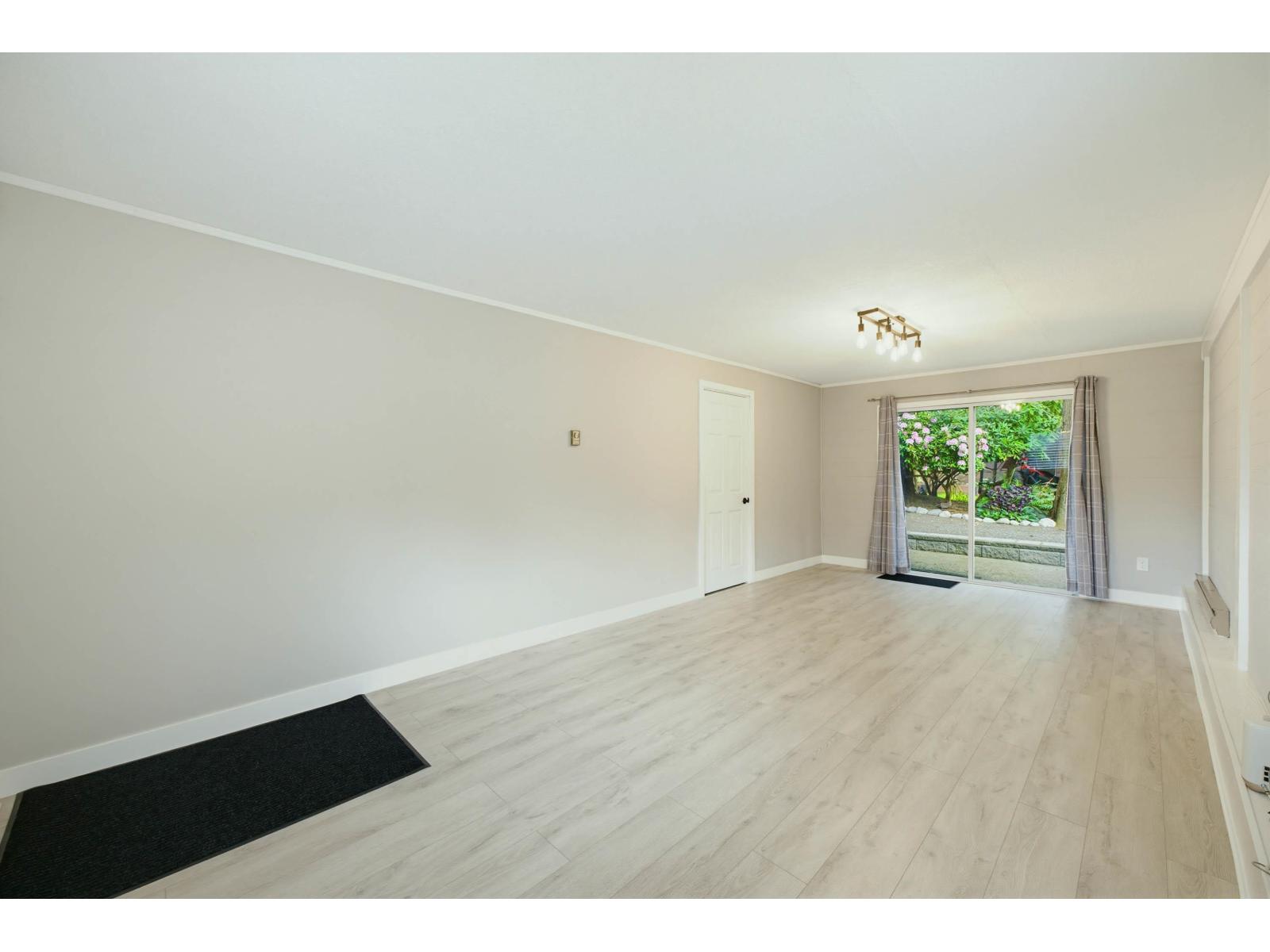 25165 11b Avenue, Langley, British Columbia  V4W 2S7 - Photo 32 - R3111959