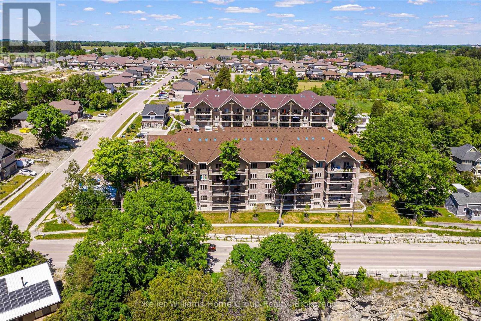 201 - 19 Stumpf Street, Centre Wellington, Ontario  N0B 1S0 - Photo 2 - X13016058