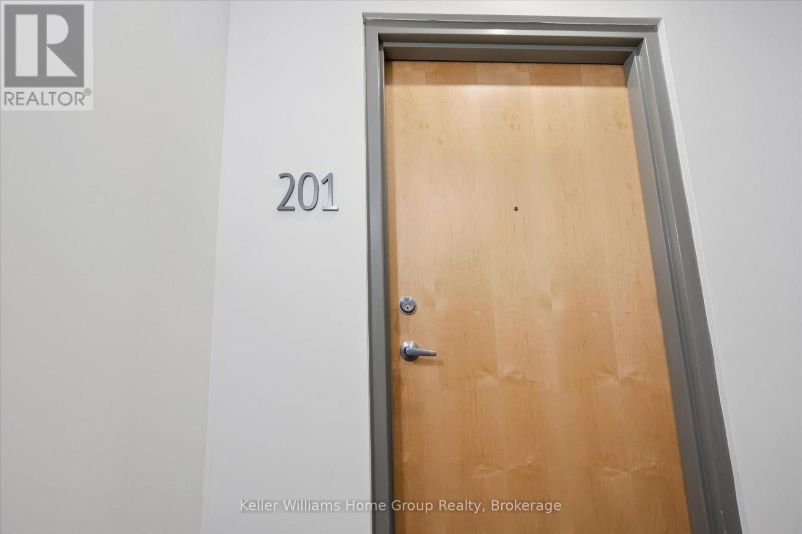 201 - 19 Stumpf Street, Centre Wellington, Ontario  N0B 1S0 - Photo 4 - X13016058