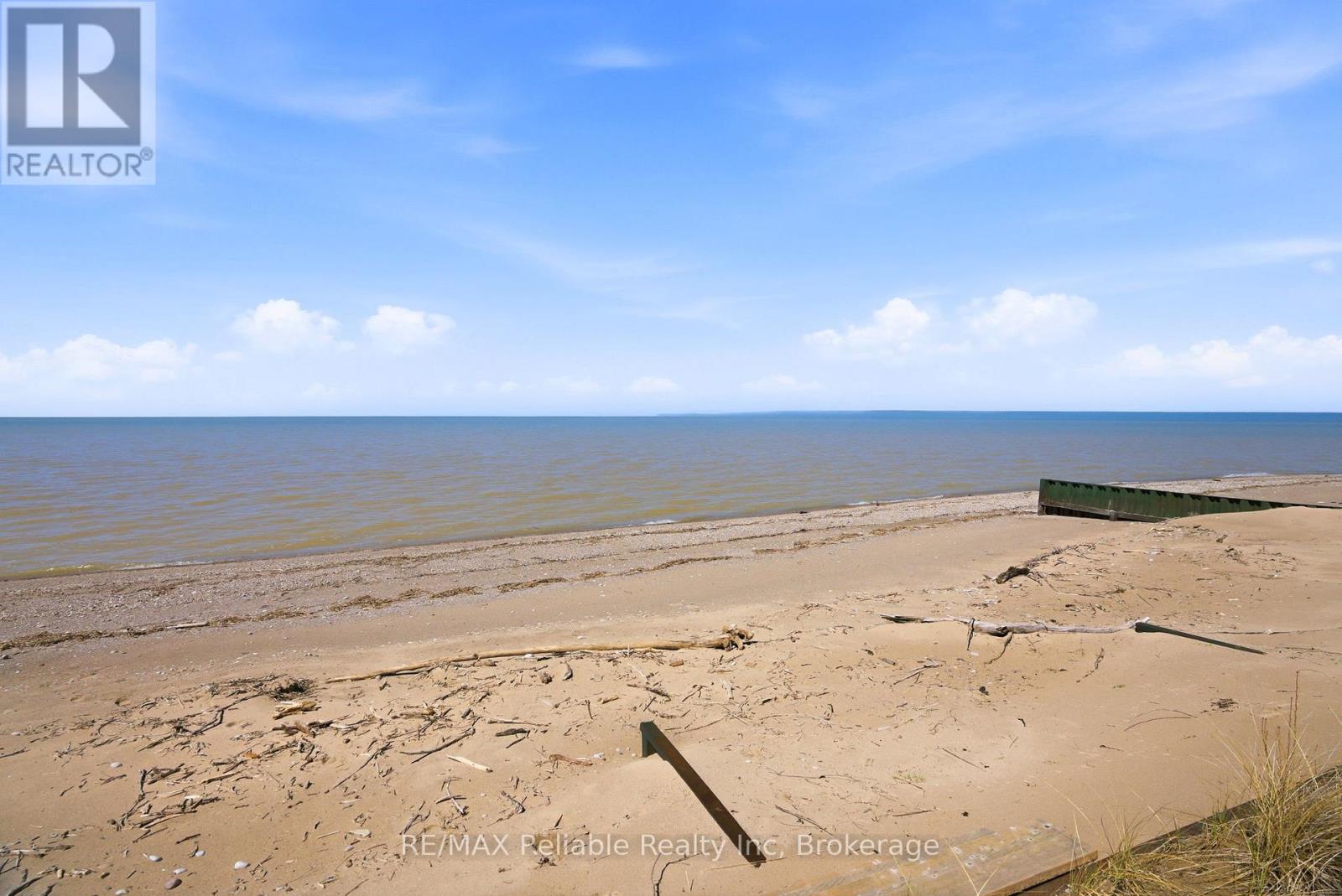 74207 Homestead Hts Drive, Bluewater, Ontario  N0M 1G0 - Photo 32 - X13016066