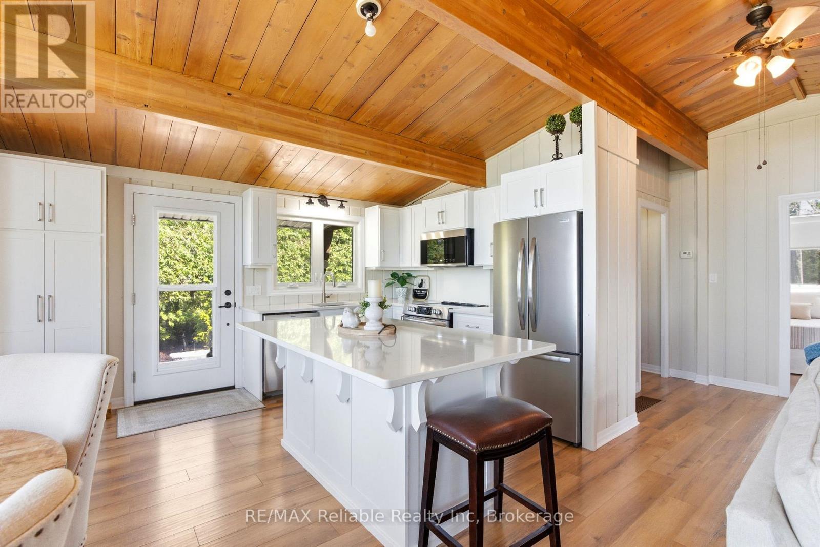 74207 Homestead Hts Drive, Bluewater, Ontario  N0M 1G0 - Photo 5 - X13016066