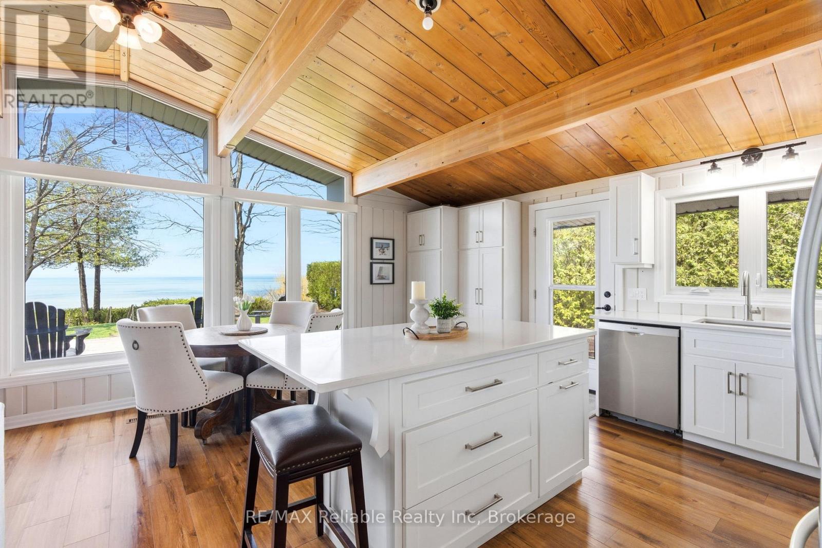 74207 Homestead Hts Drive, Bluewater, Ontario  N0M 1G0 - Photo 7 - X13016066