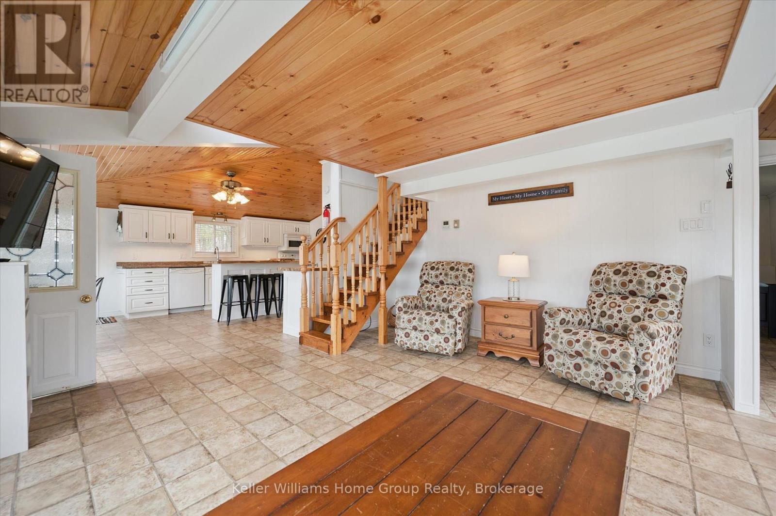 973 Road 10 West, Mapleton, Ontario  N0G 1P0 - Photo 13 - X13016114