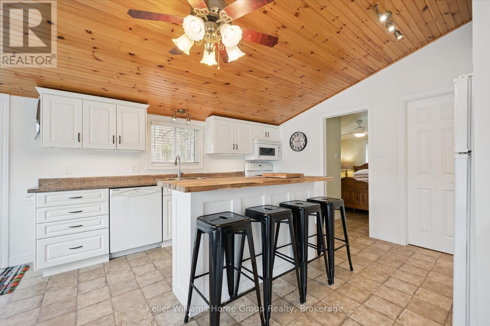 973 Road 10 West, Mapleton, Ontario  N0G 1P0 - Photo 15 - X13016114