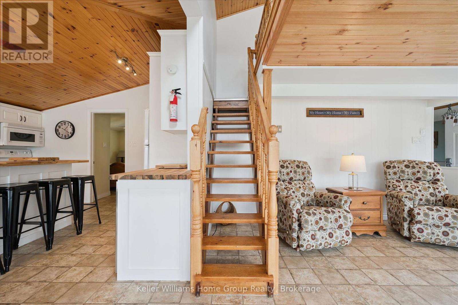 973 Road 10 West, Mapleton, Ontario  N0G 1P0 - Photo 27 - X13016114