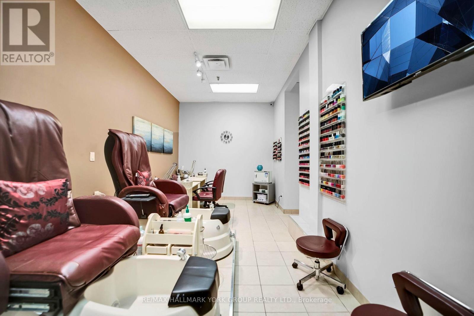 A17 - 2012 Sheppard Avenue E, Toronto, Ontario  M2J 5B3 - Photo 29 - C13016052