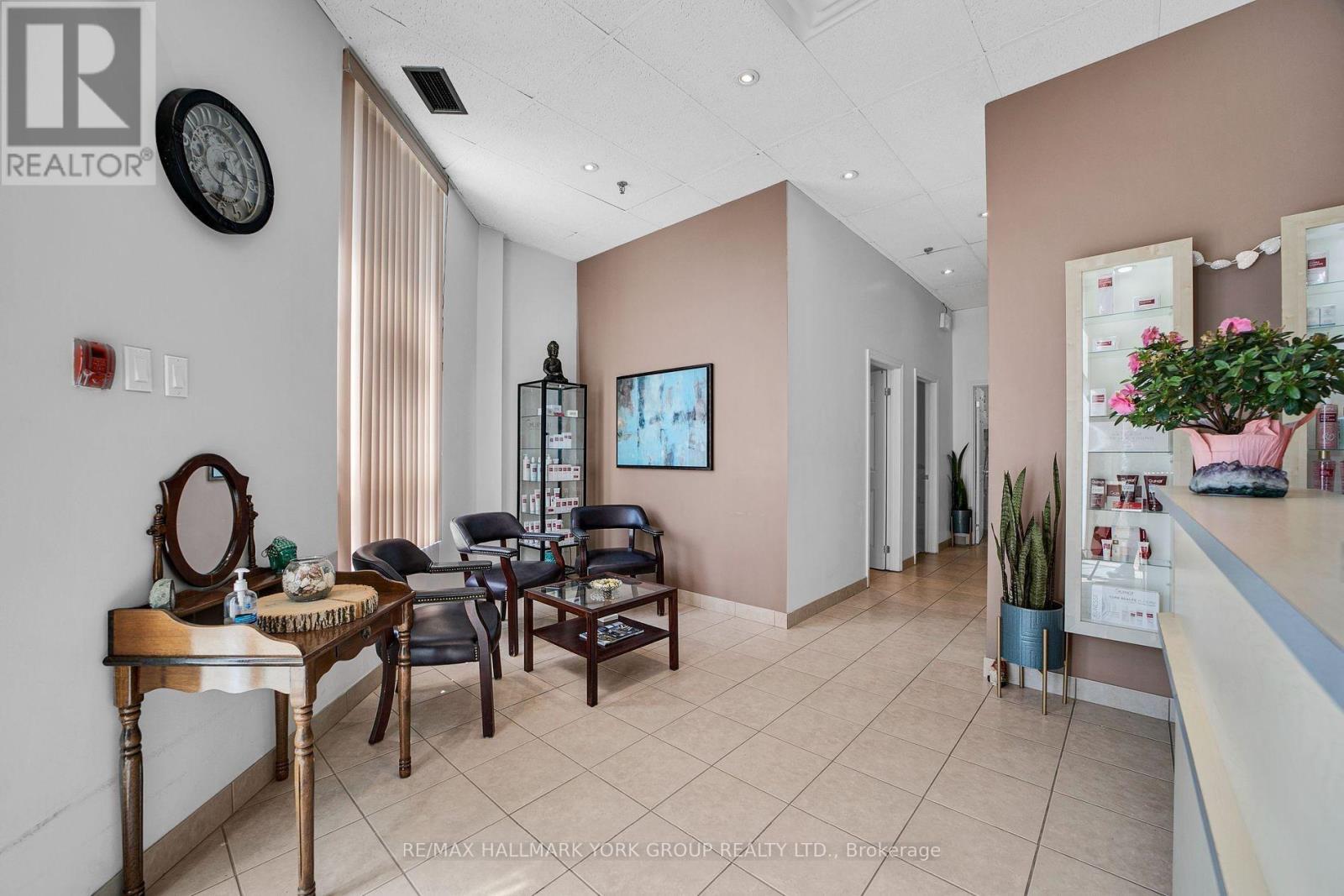 A17 - 2012 Sheppard Avenue E, Toronto, Ontario  M2J 5B3 - Photo 8 - C13016052