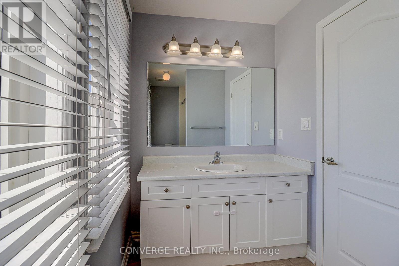 2434 Moonlight Crescent, Pickering, Ontario  L1X 0E9 - Photo 23 - E13016042