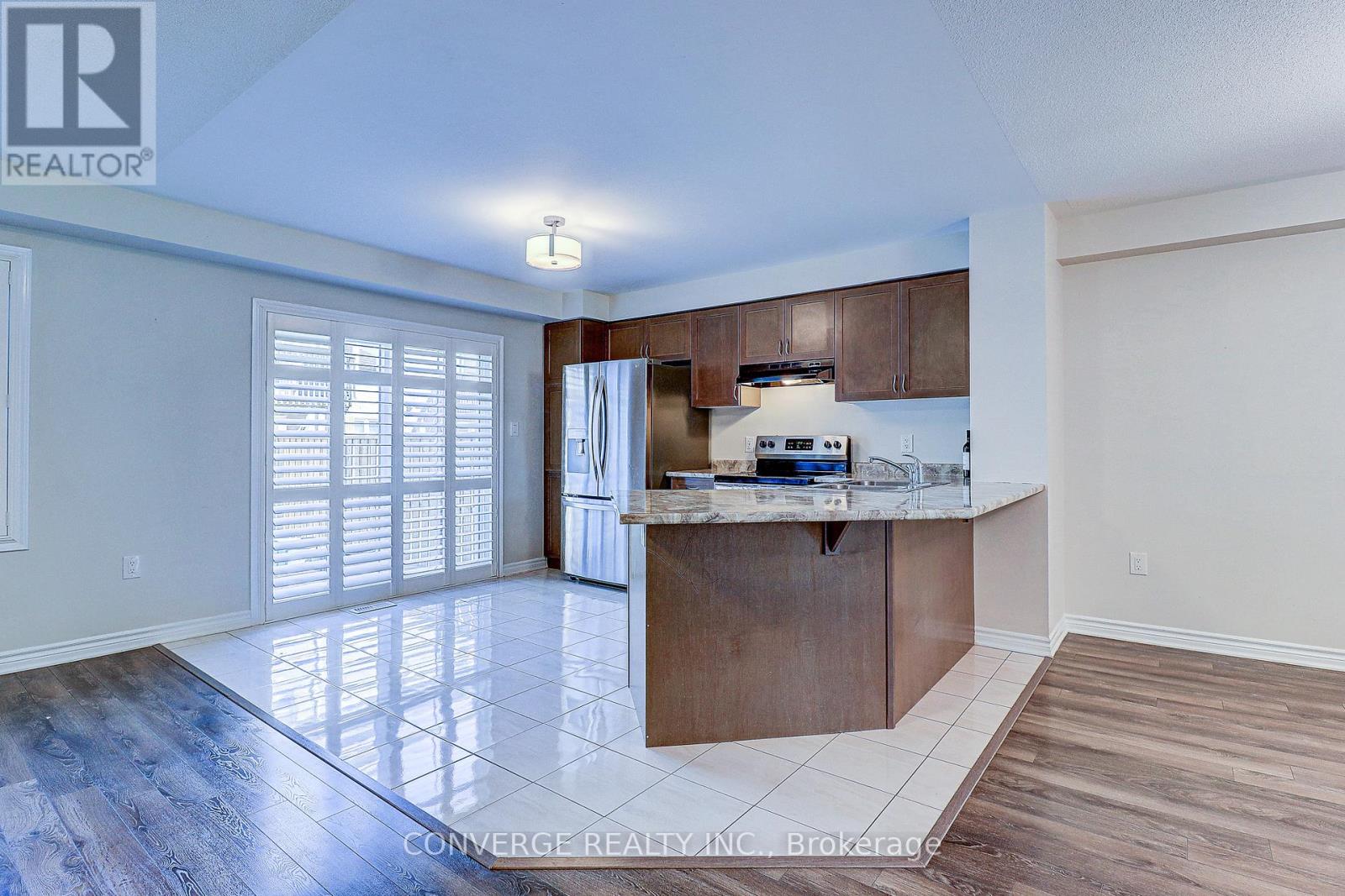 2434 Moonlight Crescent, Pickering, Ontario  L1X 0E9 - Photo 6 - E13016042