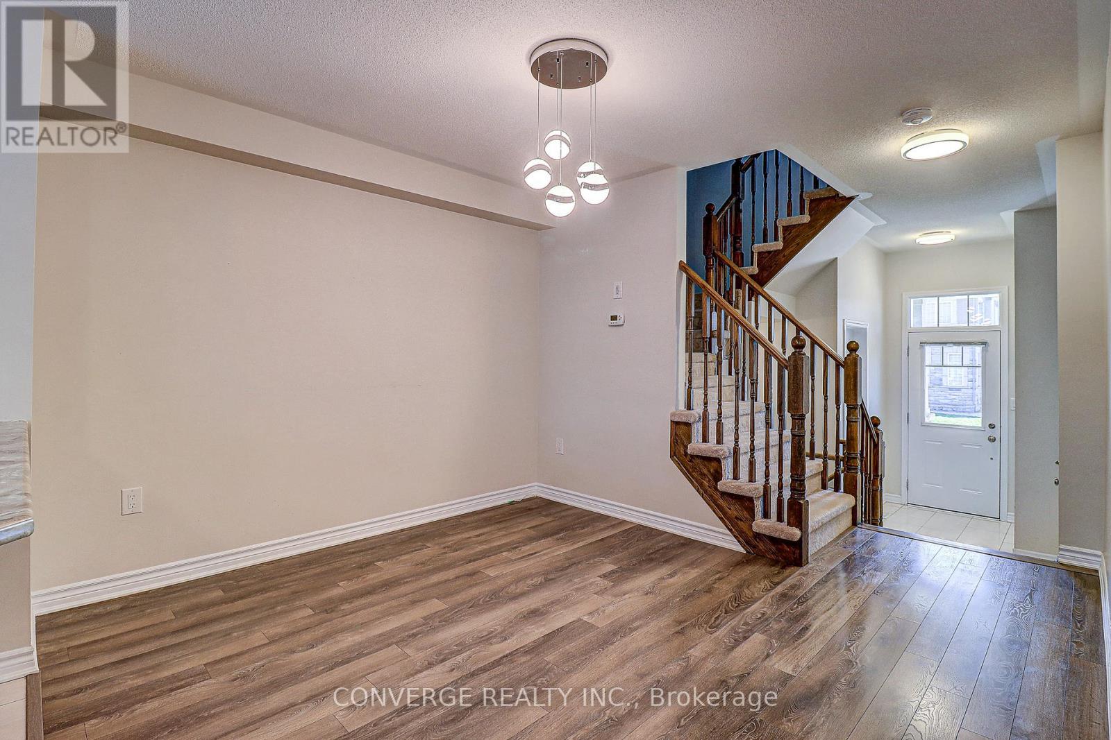 2434 Moonlight Crescent, Pickering, Ontario  L1X 0E9 - Photo 7 - E13016042