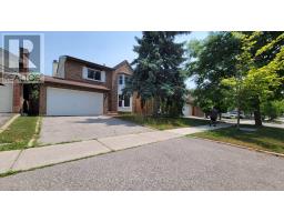 35 WINTERMUTE BOULEVARD, Toronto, Ontario