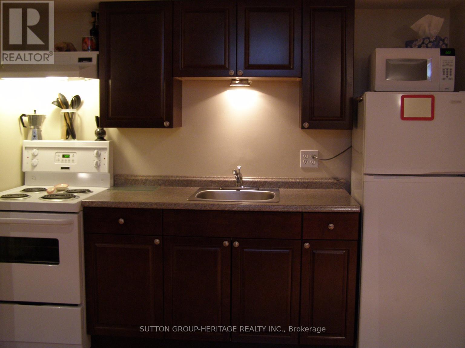 202 Willis Avenue, Whitby, Ontario  L1N 9J9 - Photo 24 - E13016132