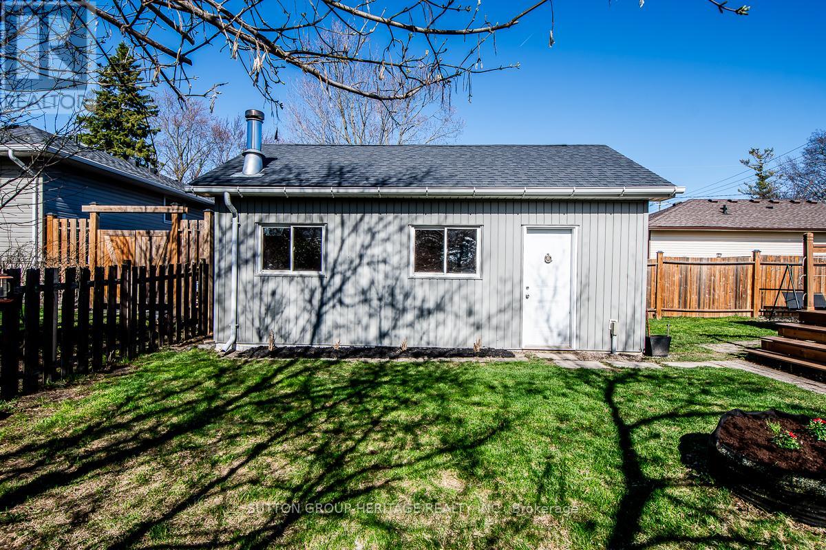 202 Willis Avenue, Whitby, Ontario  L1N 9J9 - Photo 29 - E13016132