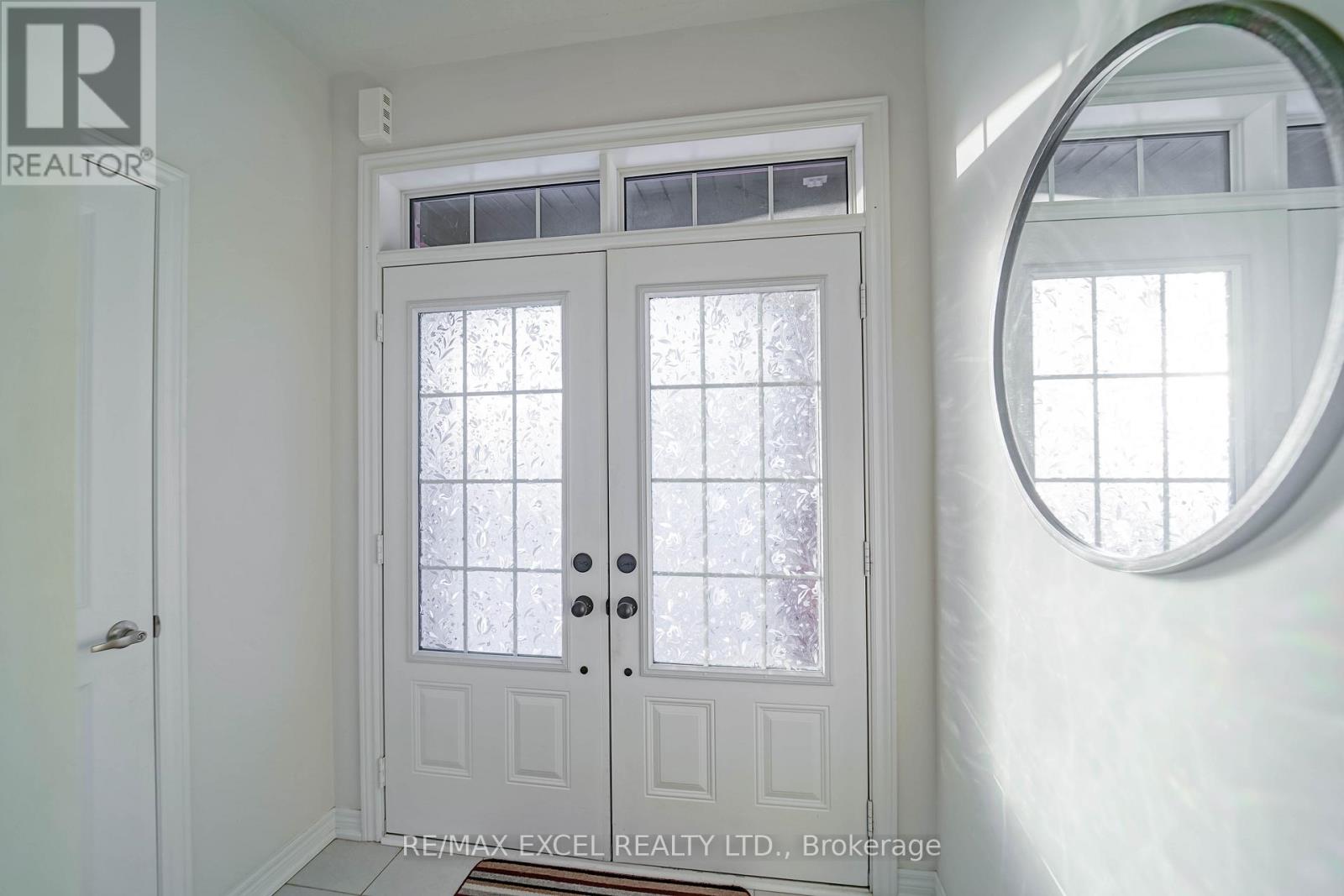 1281 Winding Woods Trail, Pickering, Ontario  L1X 0R9 - Photo 7 - E13016146