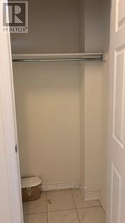 68 Air Dancer Crescent, Oshawa, Ontario  L1L 0V3 - Photo 4 - E12816746