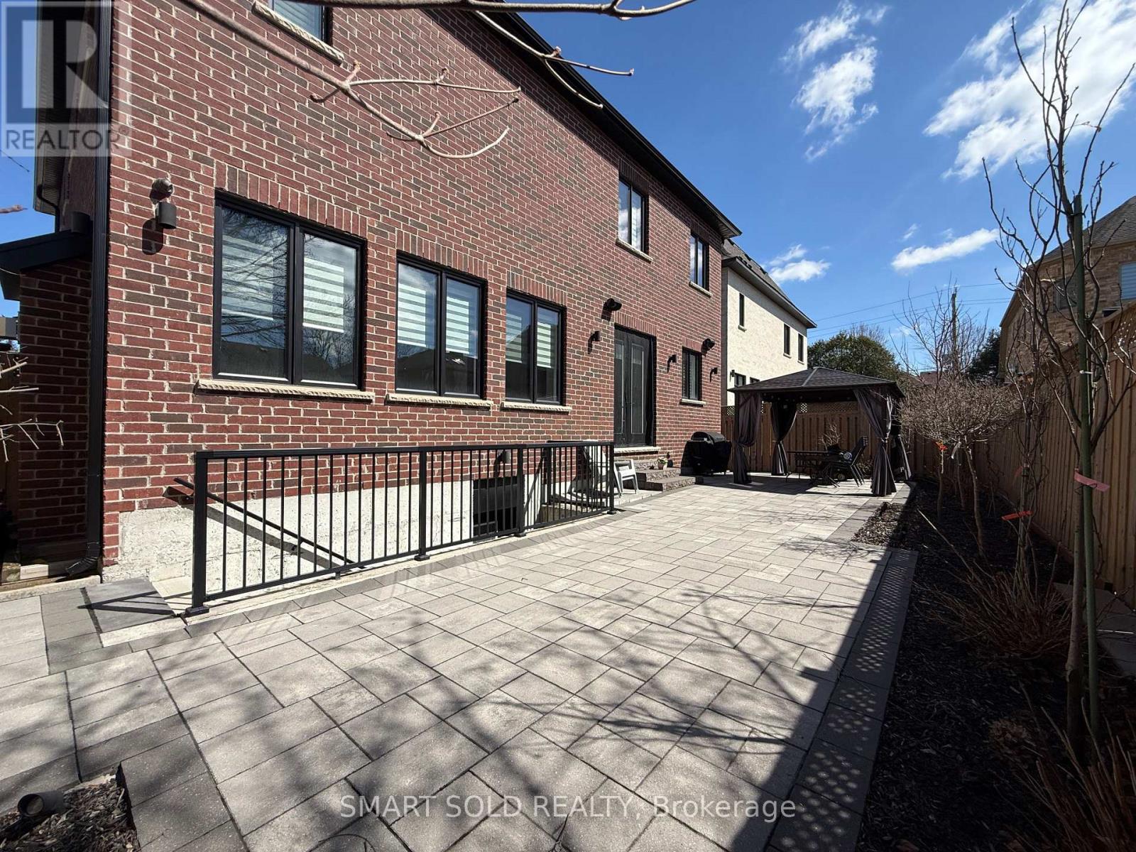 20 Dunn Drive, Richmond Hill, Ontario  L4E 3H8 - Photo 39 - N12999368