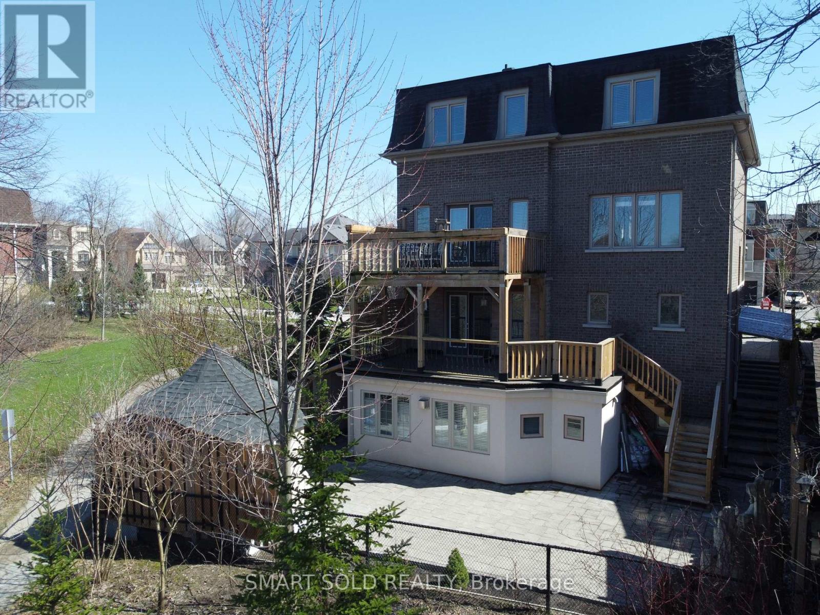 72 Headwater Crescent, Richmond Hill, Ontario  L4E 0T2 - Photo 36 - N12942246