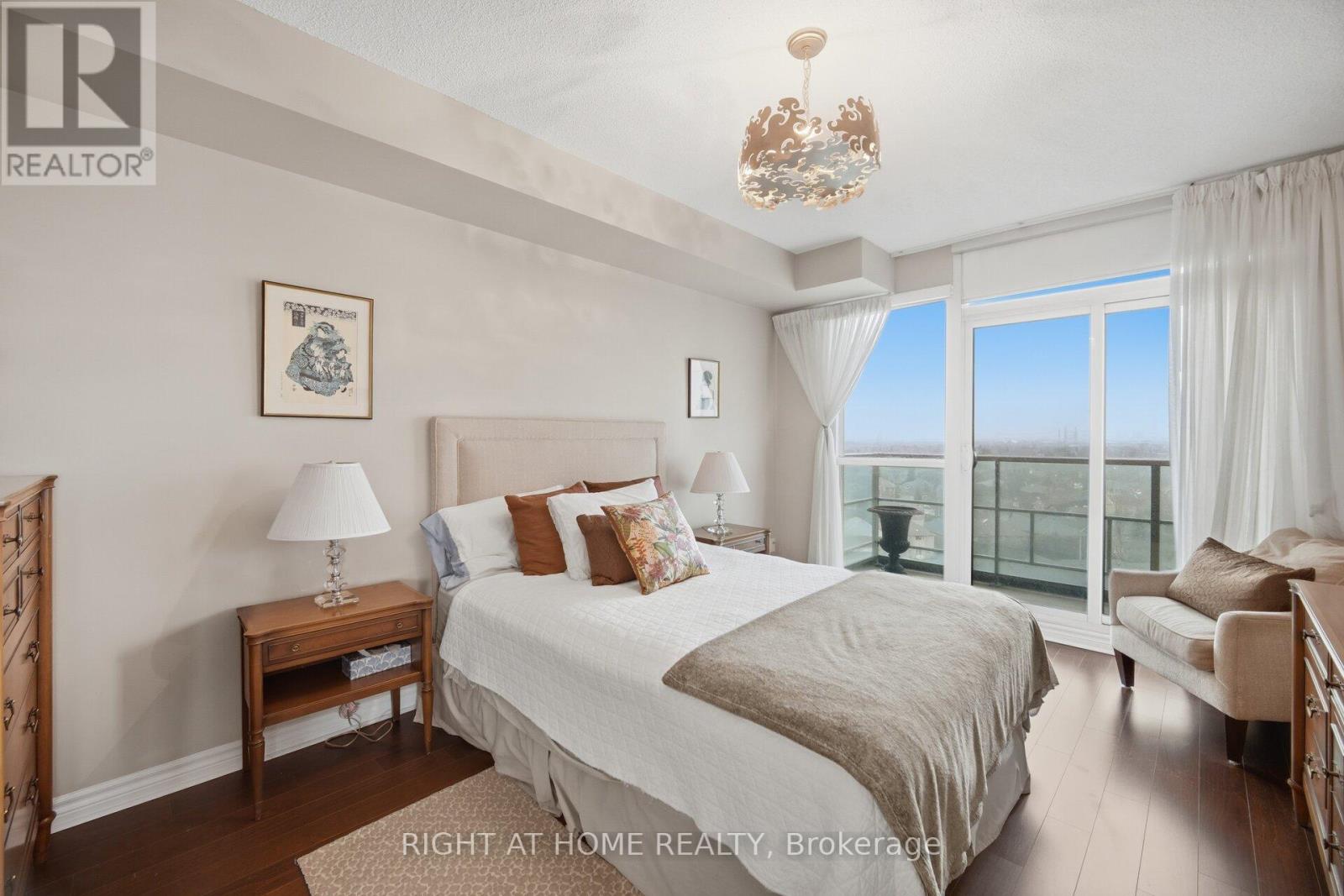 1010 - 88 Promenade Circle, Vaughan, Ontario  L4J 9A4 - Photo 31 - N13014662