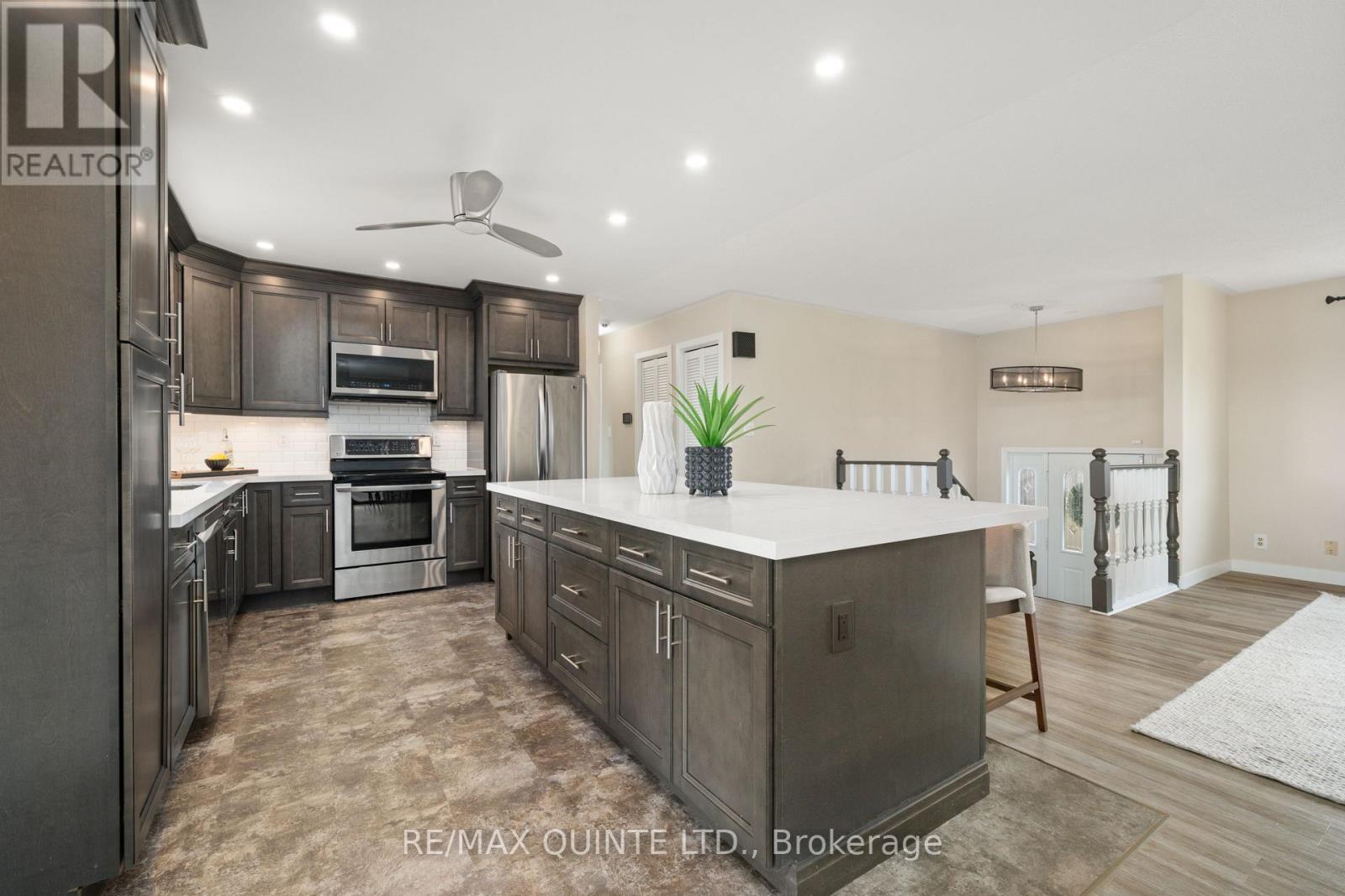 94 Cloverleaf Drive, Belleville, Ontario  K8N 4Z5 - Photo 6 - X12823146