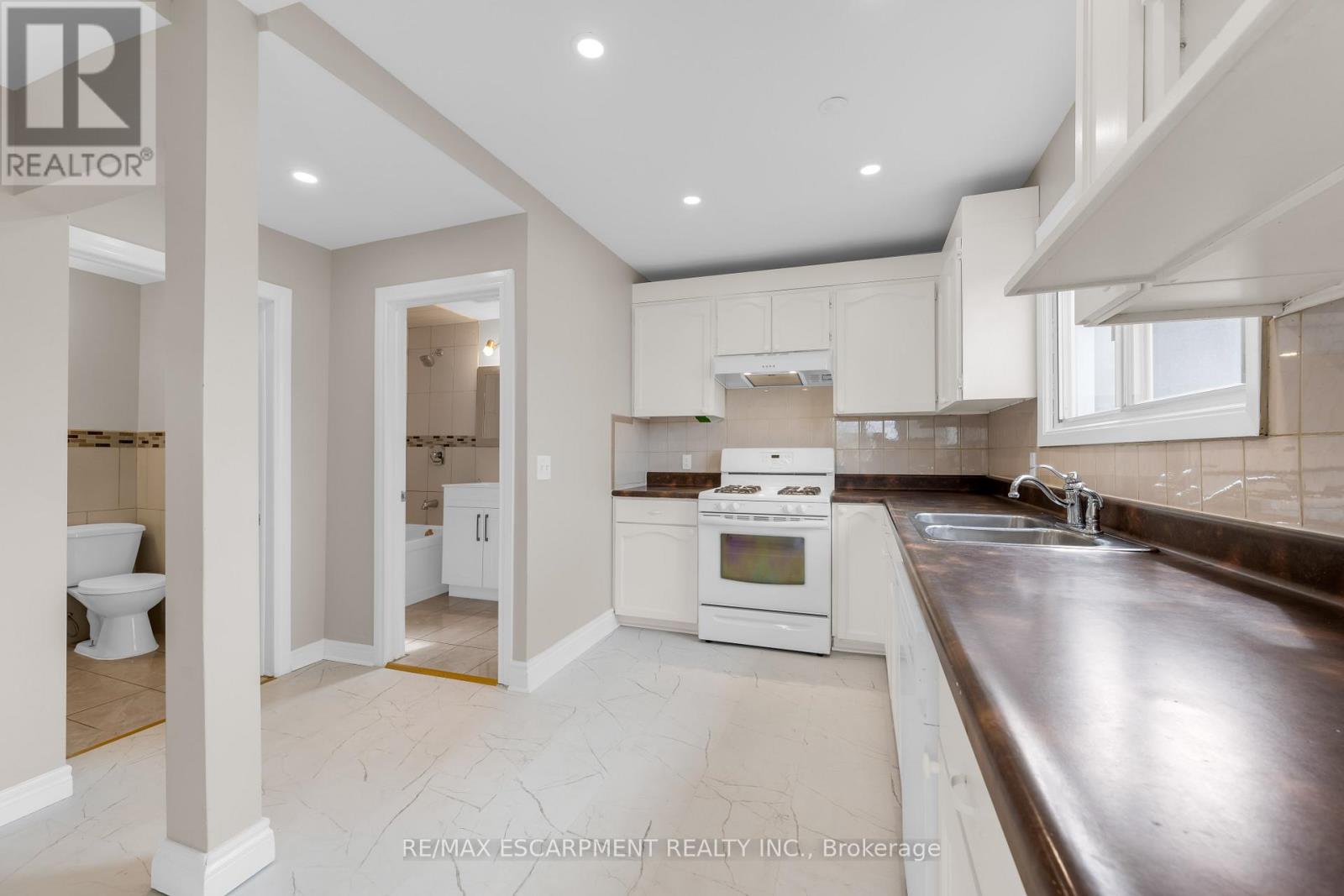 180 Mead Avenue, Hamilton, Ontario  L8H 3V1 - Photo 12 - X13013366