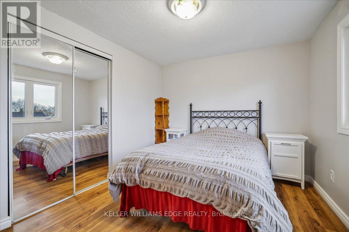 2208 Melissa Crescent, Burlington, Ontario  L7P 4J7 - Photo 31 - W13011772