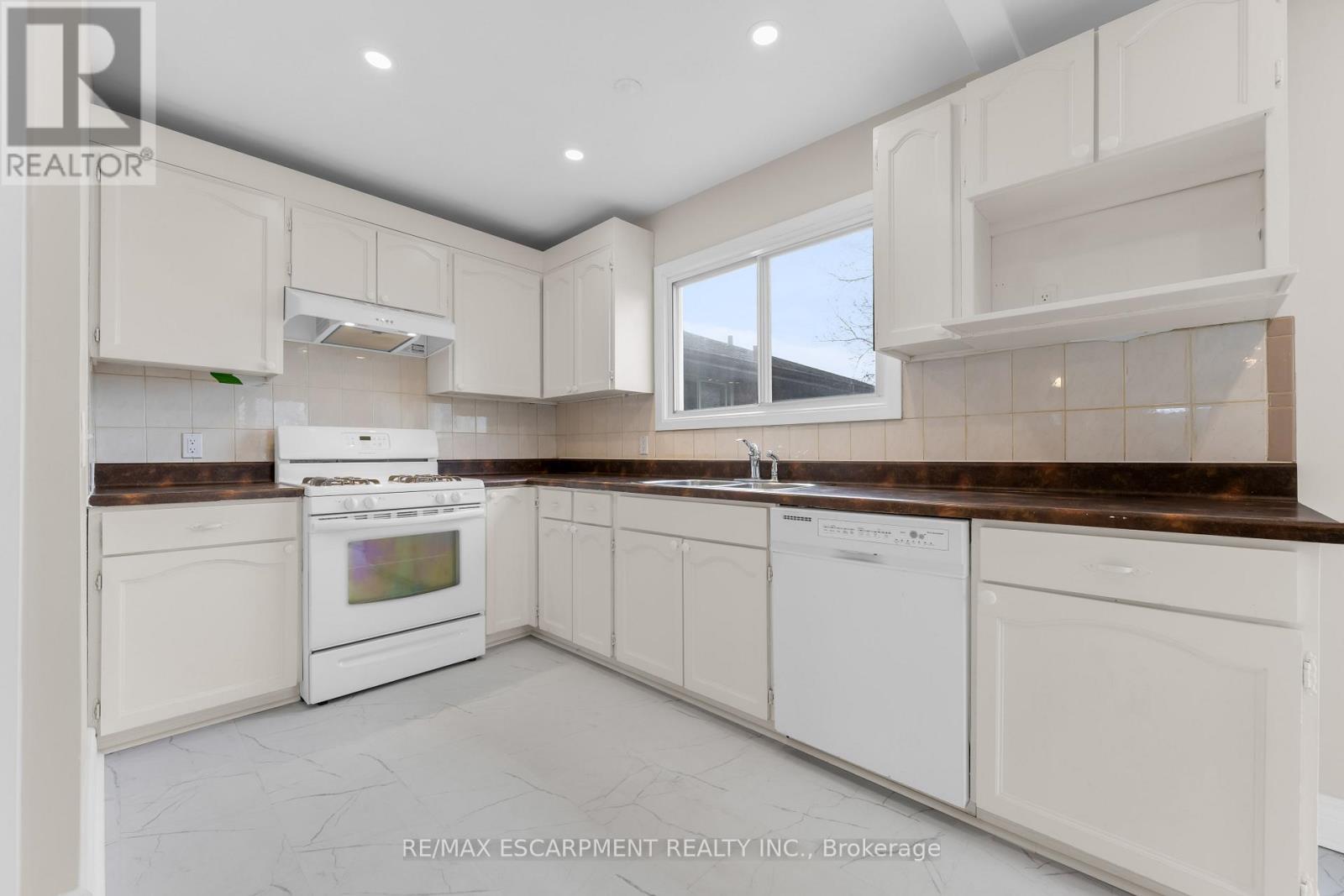 180 Mead Avenue, Hamilton, Ontario  L8H 3V1 - Photo 10 - X13013366