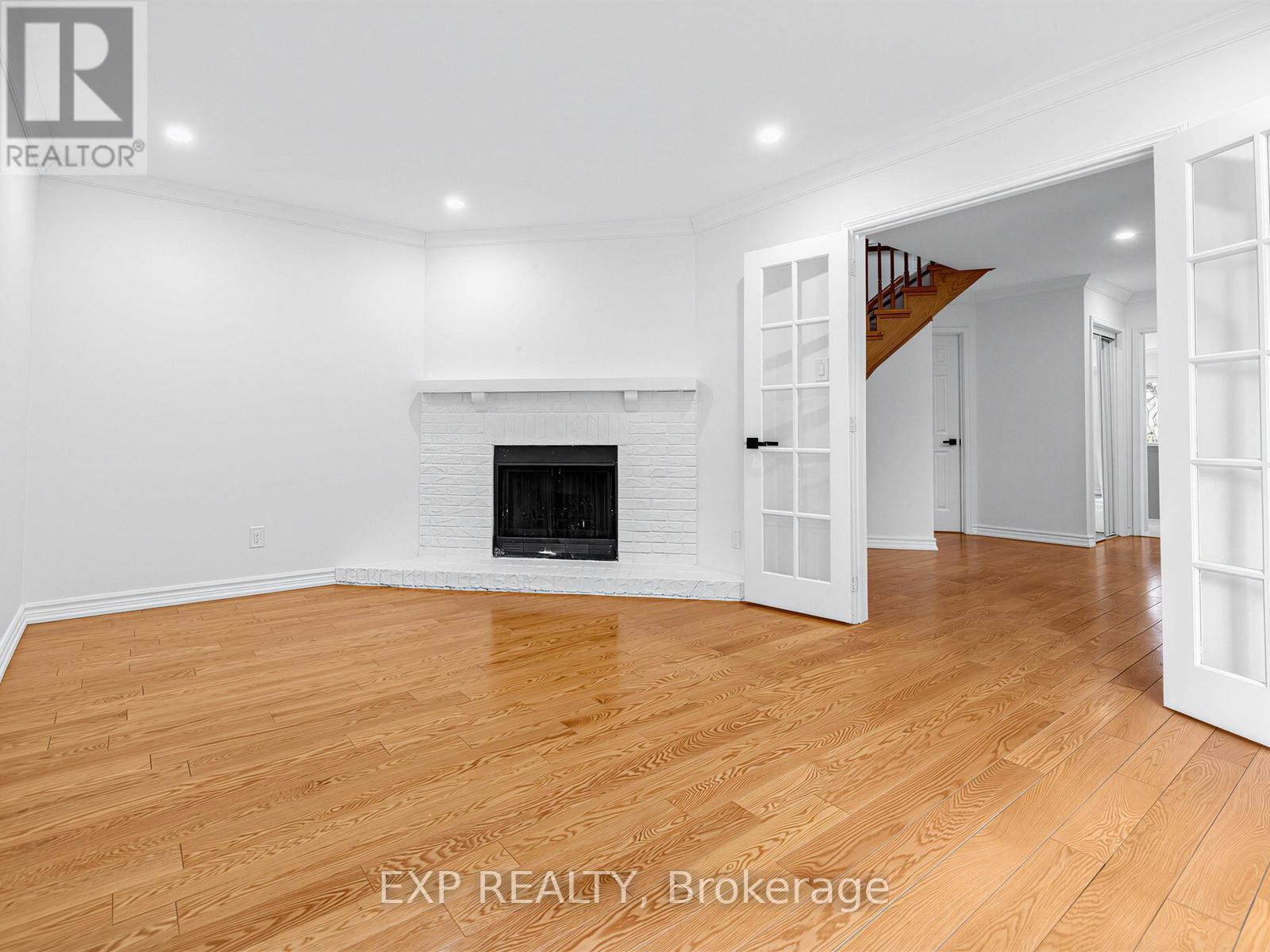 125 Green Bush Crescent, Vaughan, Ontario  L4J 5M3 - Photo 5 - N13016096