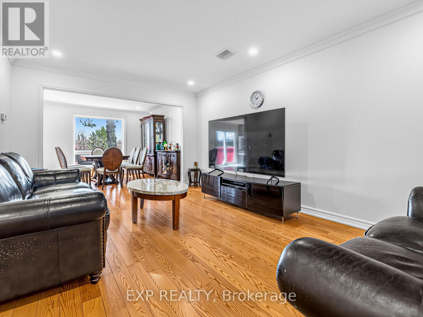 125 Green Bush Crescent, Vaughan, Ontario  L4J 5M3 - Photo 7 - N13016096