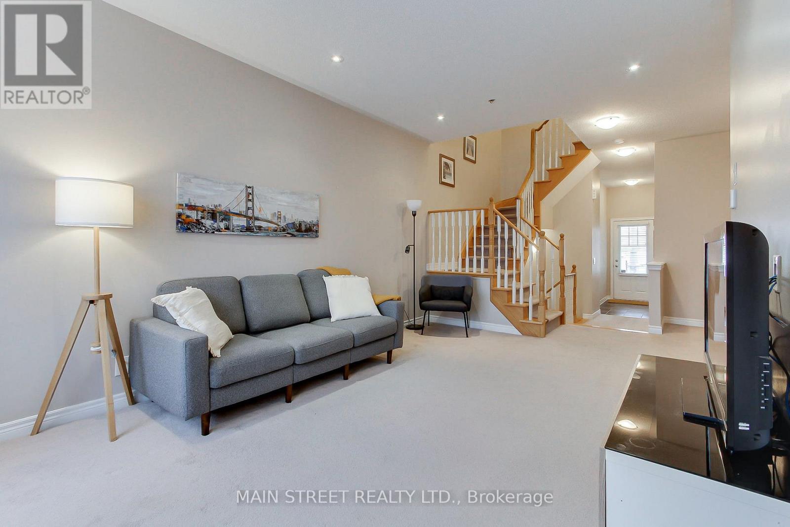 42 Courtland Crescent, Newmarket, Ontario  L9N 0A9 - Photo 14 - N13016102