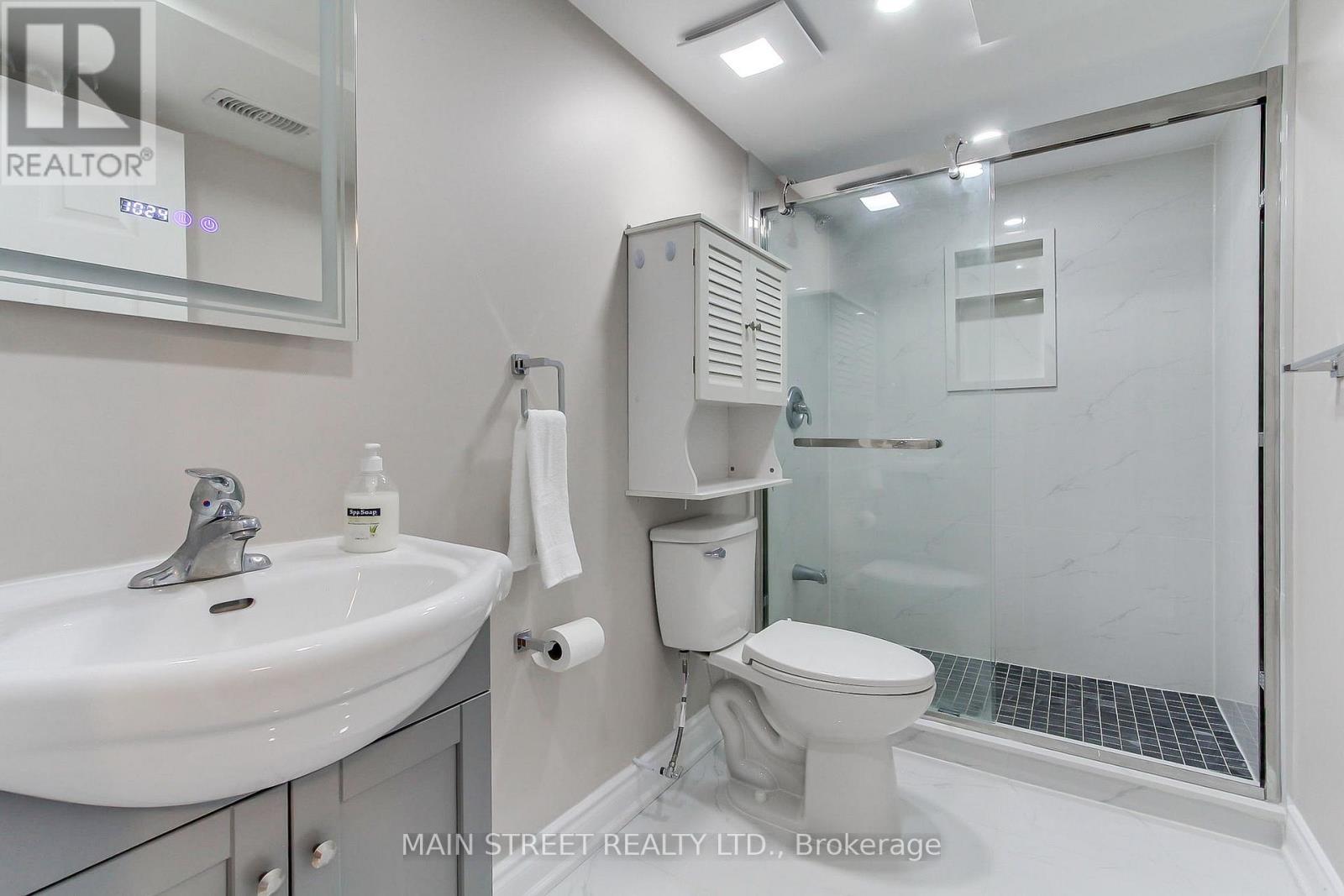 42 Courtland Crescent, Newmarket, Ontario  L9N 0A9 - Photo 30 - N13016102