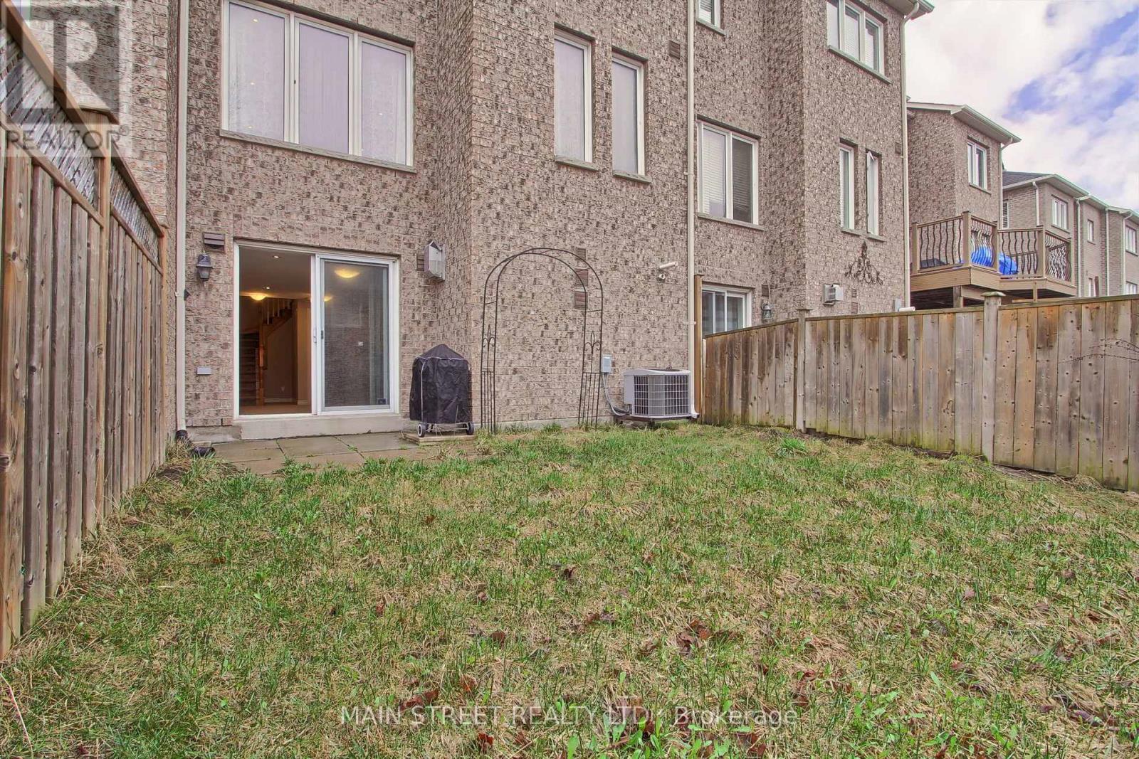 42 Courtland Crescent, Newmarket, Ontario  L9N 0A9 - Photo 32 - N13016102