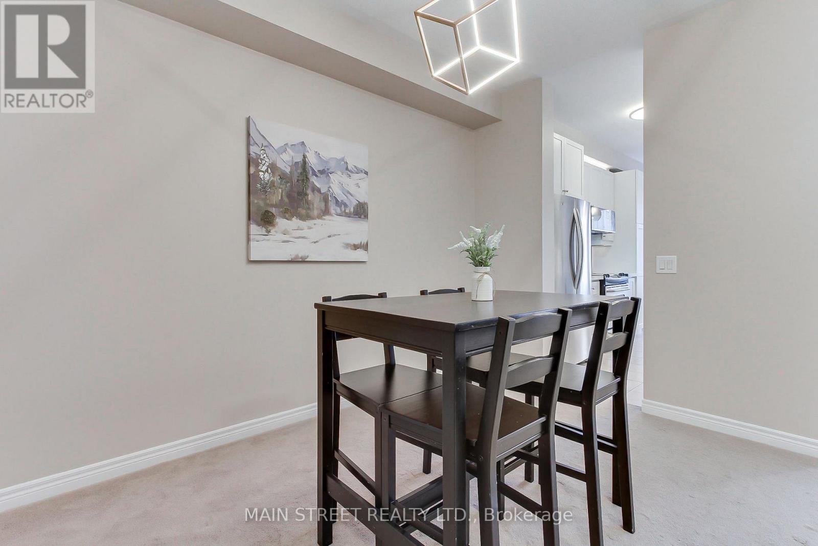 42 Courtland Crescent, Newmarket, Ontario  L9N 0A9 - Photo 6 - N13016102