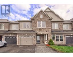 42 COURTLAND CRESCENT, Newmarket, Ontario