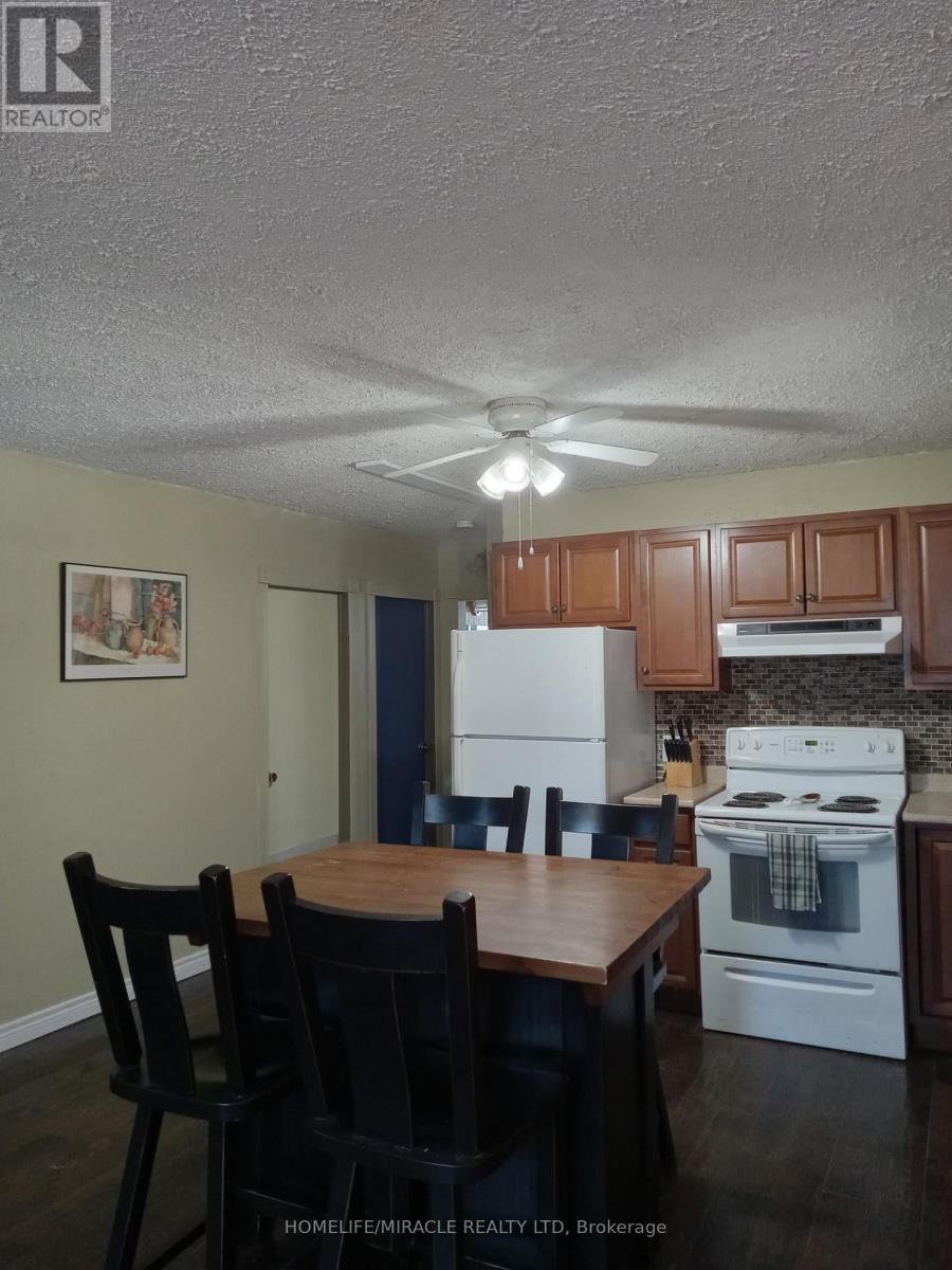 2 Della Street, Georgina, Ontario  L0E 1R0 - Photo 15 - N13016138