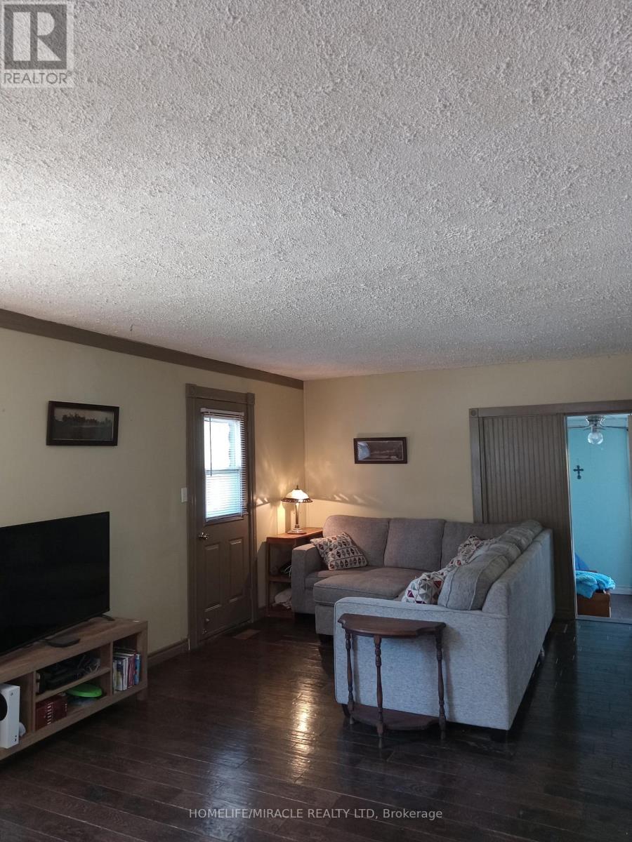 2 Della Street, Georgina, Ontario  L0E 1R0 - Photo 22 - N13016138