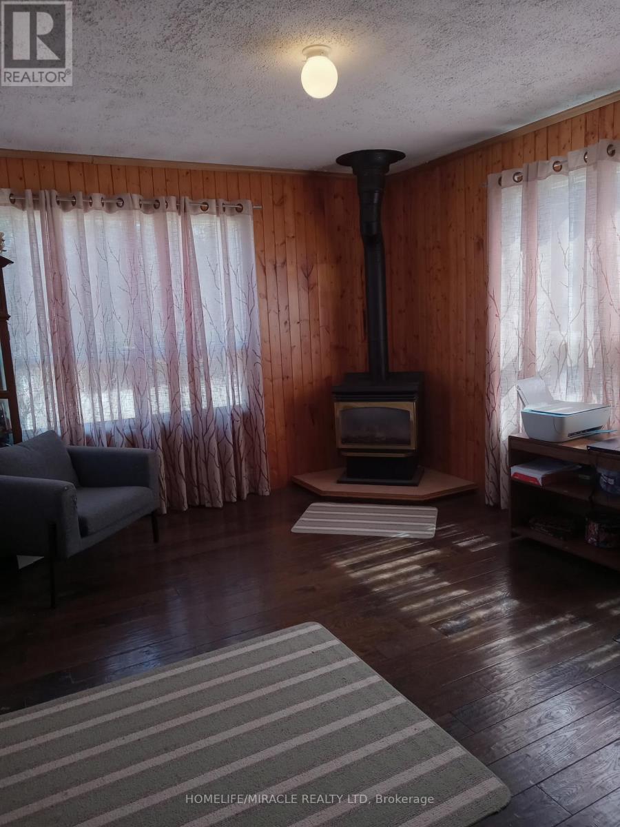 2 Della Street, Georgina, Ontario  L0E 1R0 - Photo 24 - N13016138