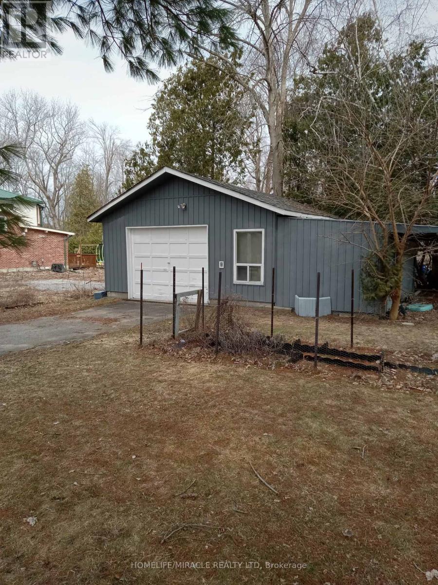 2 Della Street, Georgina, Ontario  L0E 1R0 - Photo 6 - N13016138