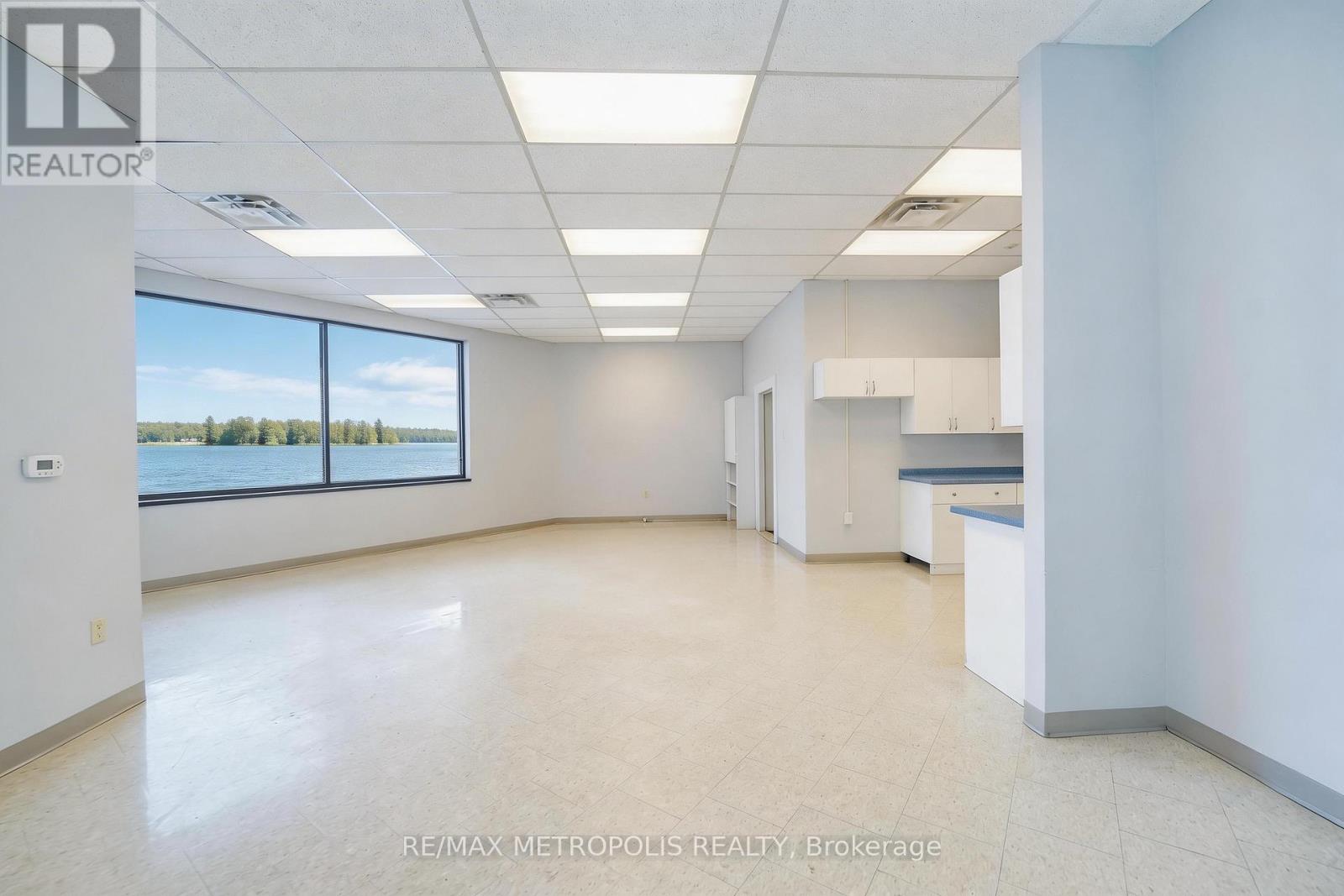 1 - 21 Essa Road, Barrie, Ontario  L4N 3K4 - Photo 12 - S13016092