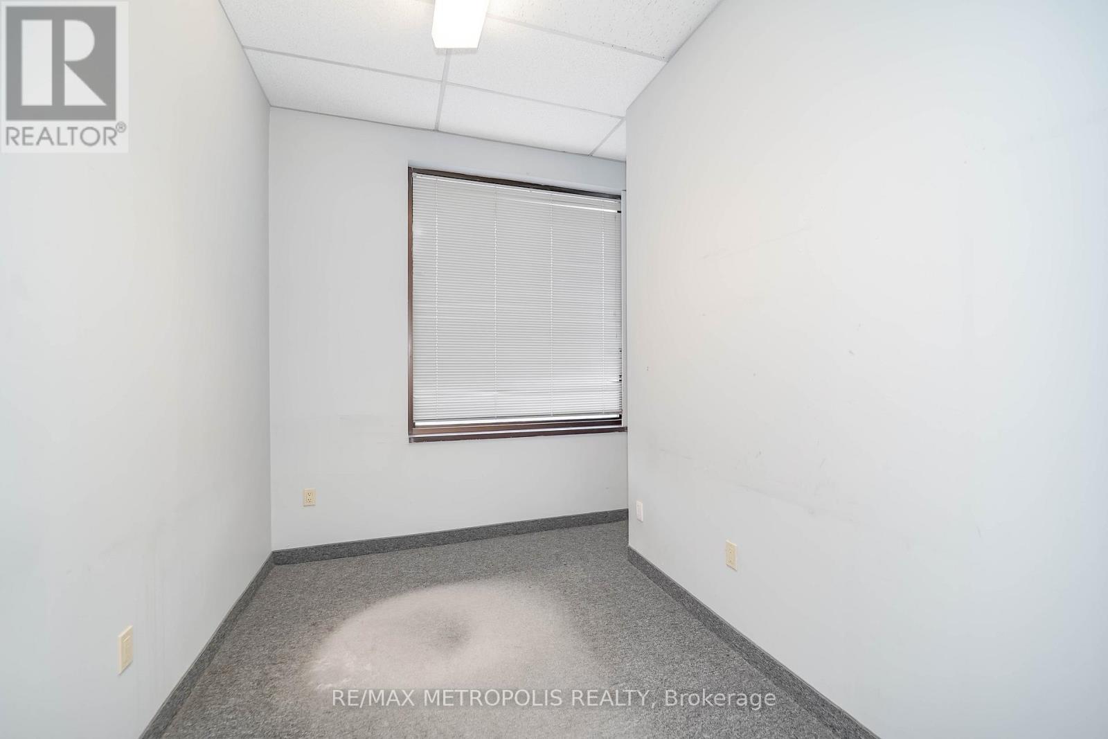 1 - 21 Essa Road, Barrie, Ontario  L4N 3K4 - Photo 21 - S13016092