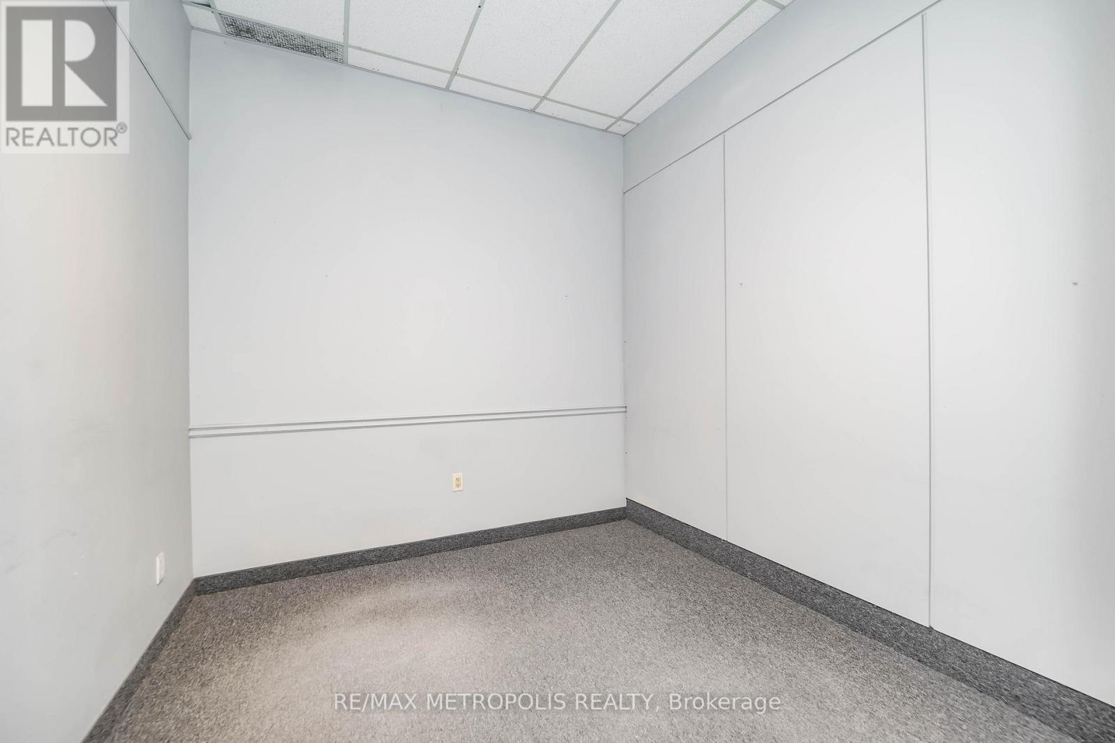 1 - 21 Essa Road, Barrie, Ontario  L4N 3K4 - Photo 29 - S13016092