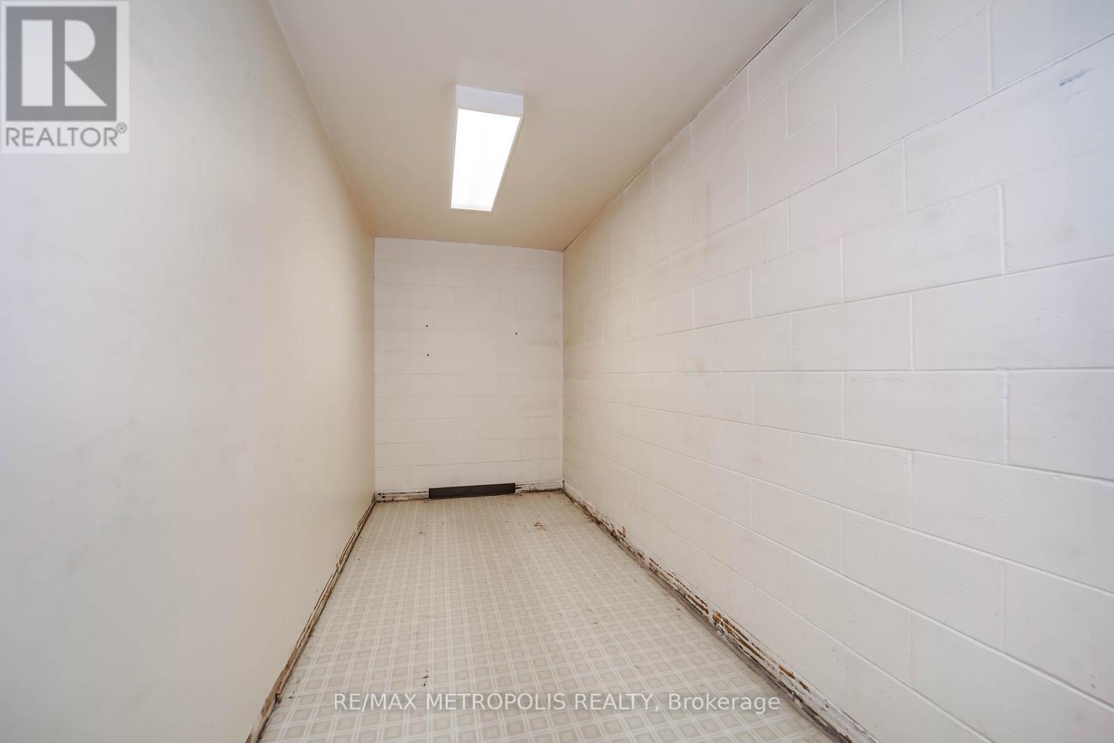 1 - 21 Essa Road, Barrie, Ontario  L4N 3K4 - Photo 40 - S13016092