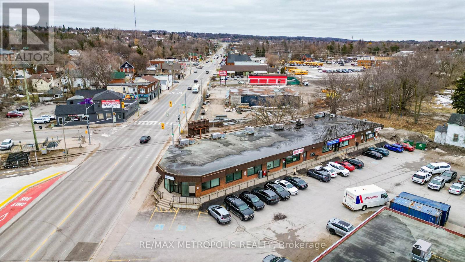 1 - 21 Essa Road, Barrie, Ontario  L4N 3K4 - Photo 44 - S13016092