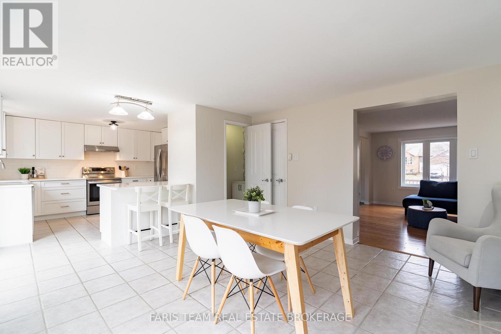 409 Anne Street N, Barrie, Ontario  L4N 7A4 - Photo 13 - S13016140