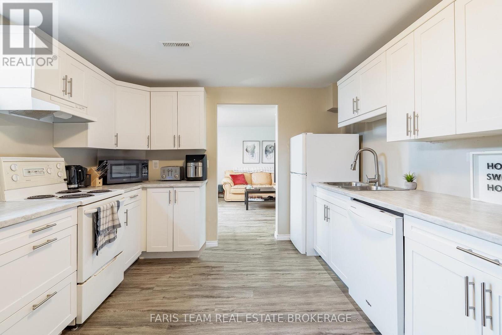 409 Anne Street N, Barrie, Ontario  L4N 7A4 - Photo 31 - S13016140