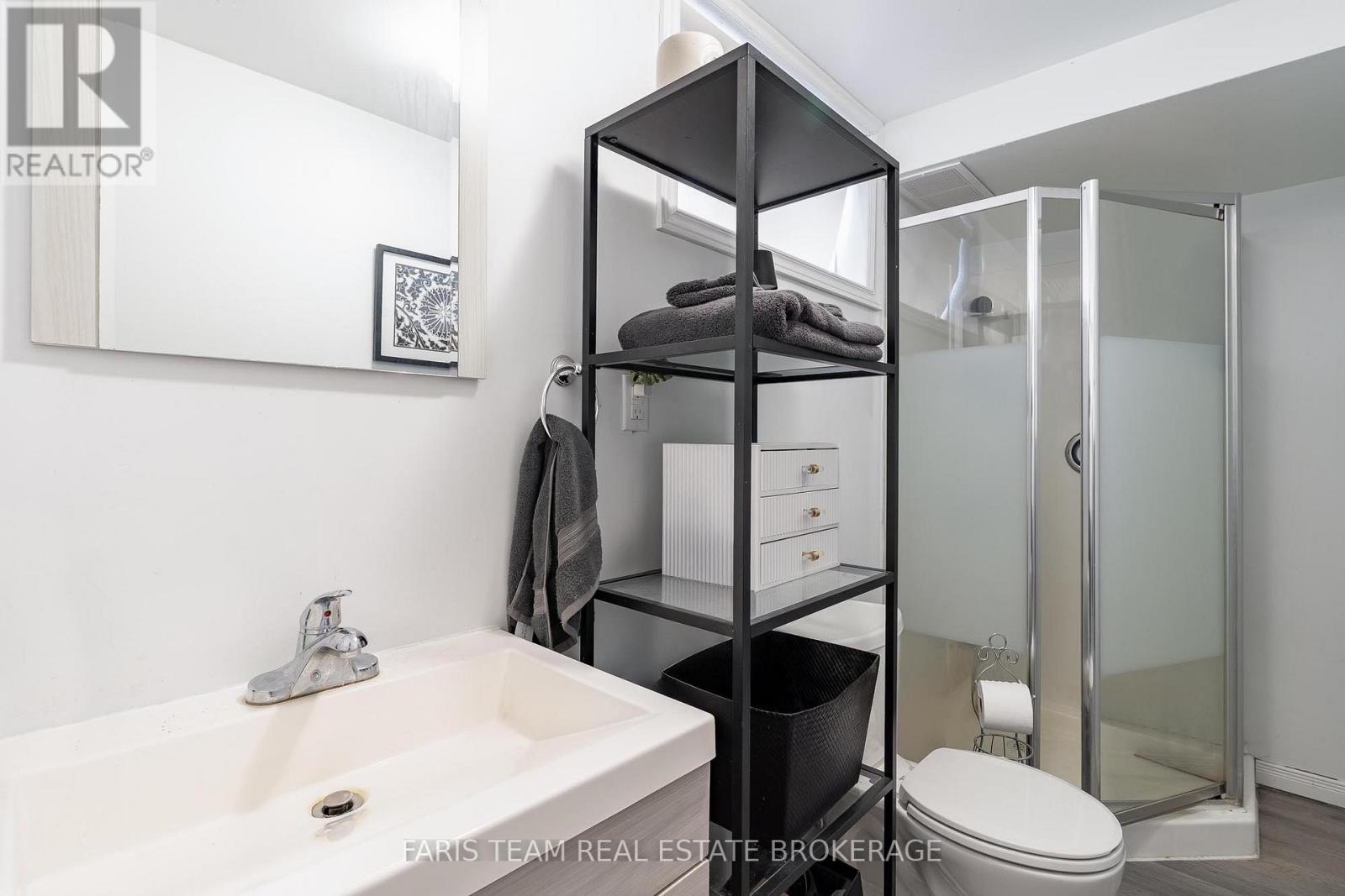 409 Anne Street N, Barrie, Ontario  L4N 7A4 - Photo 38 - S13016140