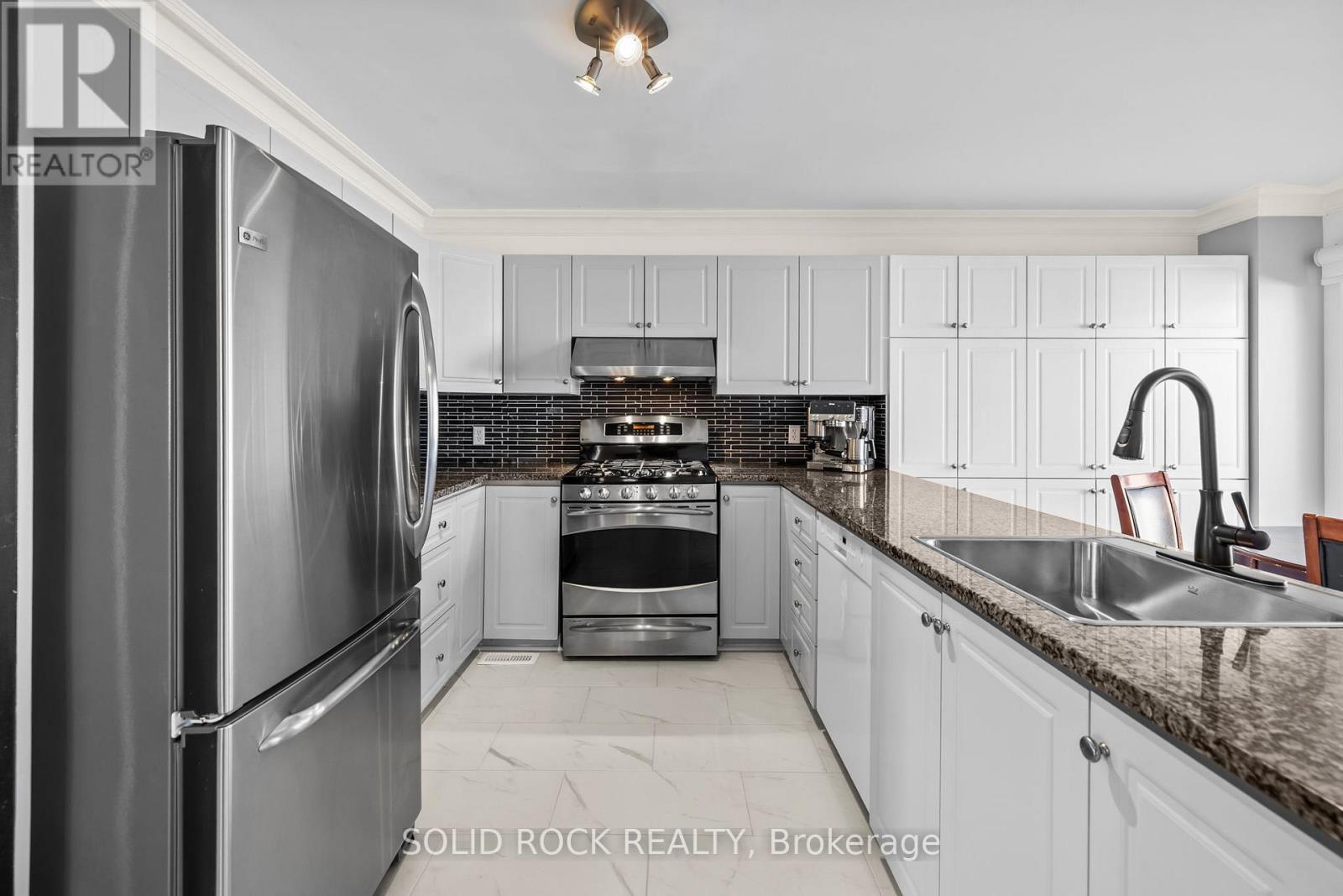 17 Shandon Avenue, Ottawa, Ontario  K2J 4E1 - Photo 13 - X13014682