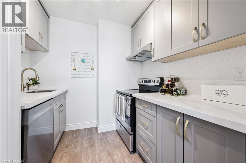 224g Harvard Place, Waterloo, Ontario  N2J 4G2 - Photo 4 - 40819134