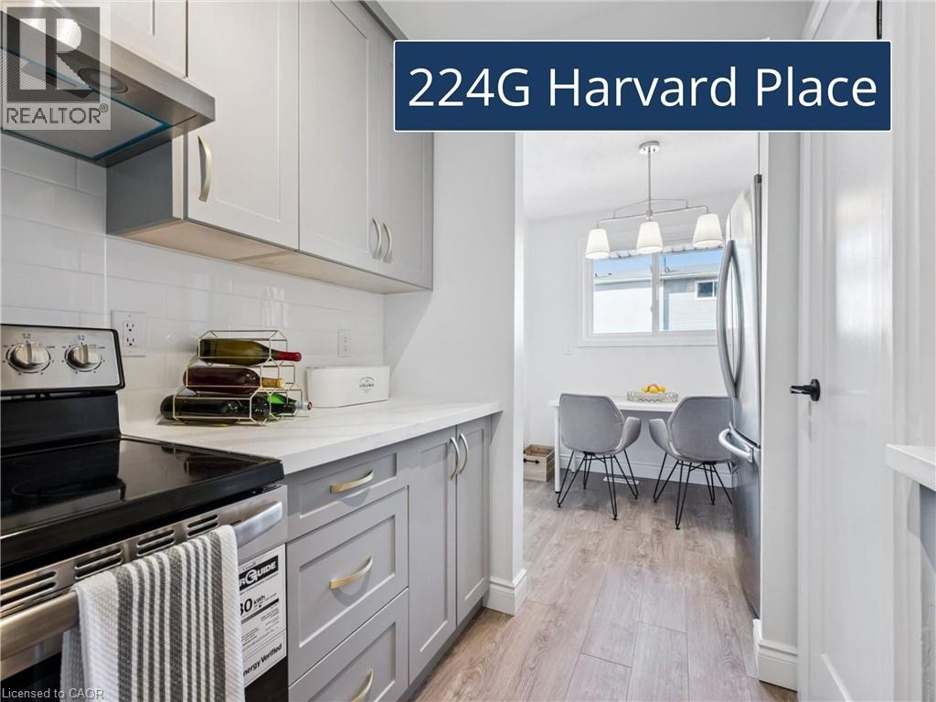 224G HARVARD Place, Waterloo, Ontario