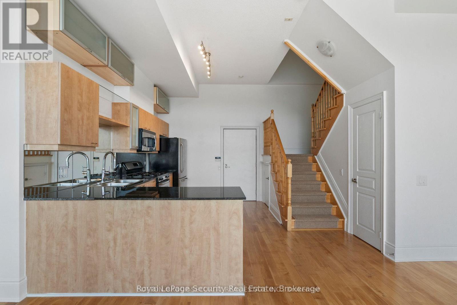 511 - 437 Roncesvalles Avenue, Toronto, Ontario  M6R 3B9 - Photo 9 - W13016032