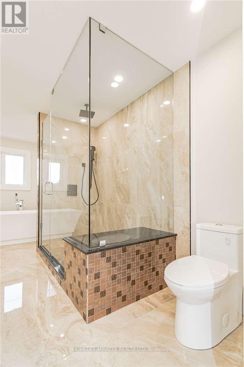 40 Leatherhead Court, Brampton, Ontario  L6S 5E7 - Photo 15 - W13016040